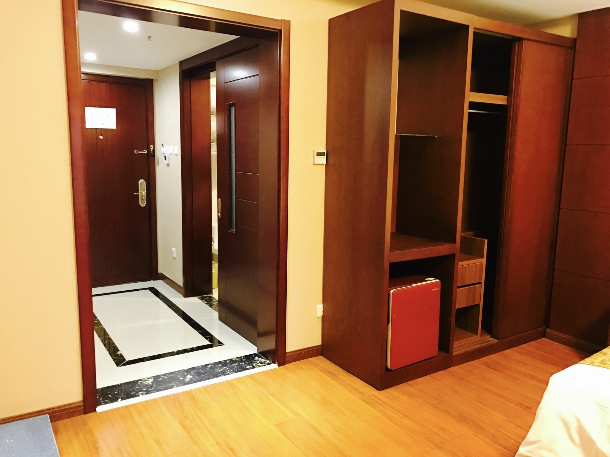 Weihai Golden Bay Holiday Hotel المظهر الخارجي الصورة